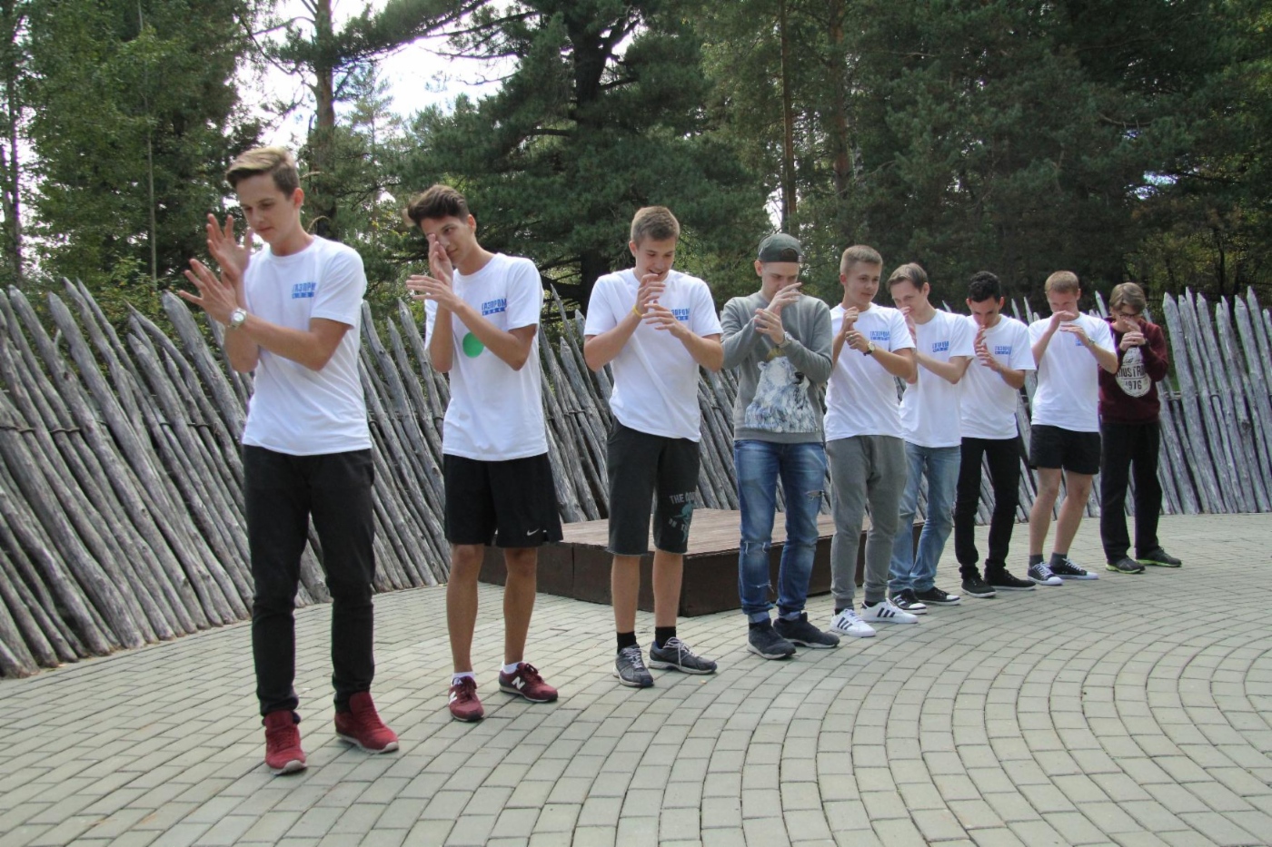 Unterhaltungsveranstaltung für Schüler der Gazprom-Klasse, ausgetragen im Gesundheitszentrum Kedrowy bei der Gazprom Transgaz Tomsk