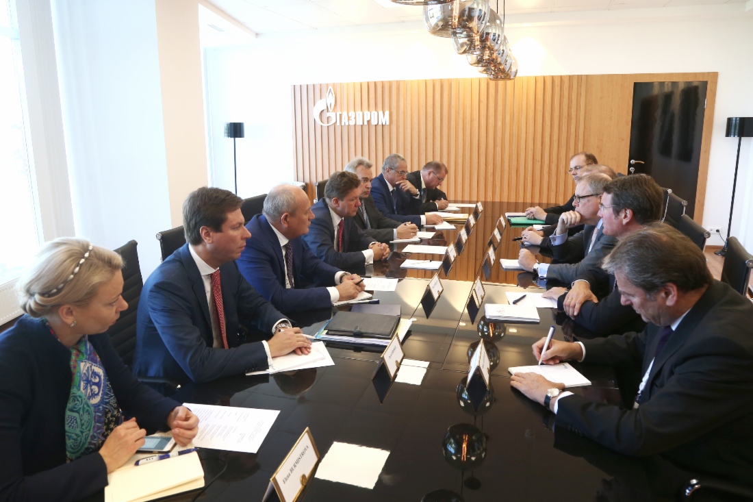 In Wladiwostok im Rahmen des Östlichen Wirtschaftsforums fand ein Arbeitstreffen zwischen Alexey Miller und Klaus Schaefer statt