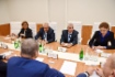 Arbeitstreffen zwischen Vitaly Markelov und dem Minister für Energie und Bergbau der Republik Kuba, Alfredo Lopez Valdes (Zweiter von rechts), im Rahmen des VII. Petersburger Internationalen Gasforums