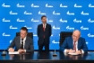 Stellvertretender Vorstandsvorsitzender der PAO Gazprom, Vitaly Markelov (im Namen der Gazprom Pererabotka Blagoveshchensk), und Vorstandsvorsitzender der PAO SIBUR Holding, Dmitry Konov (im Namen der PAO SIBUR Holding und der Gesellschaft Gaschemiekomplex Amur) unterzeichneten eine Kooperationsvereinbarung