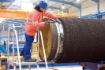 Betrieb, in dem die Betonbeschichtung aufgetragen wird