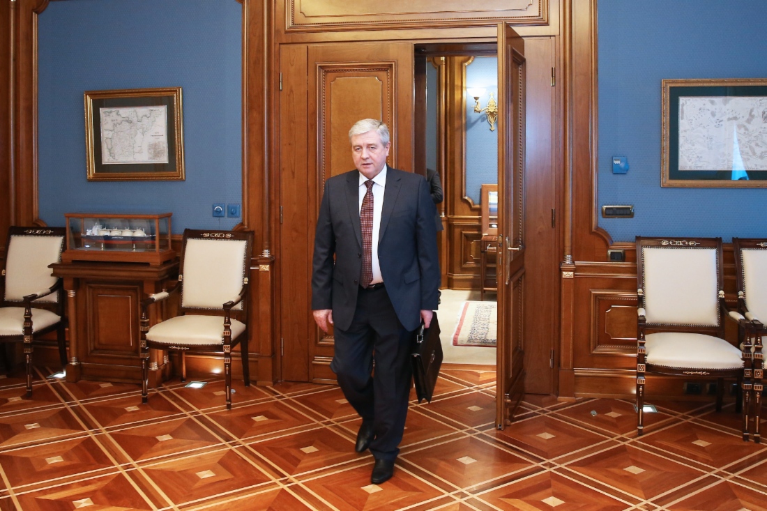 Vladimir Semashko ist angekommen um Alexey Miller zu treffen