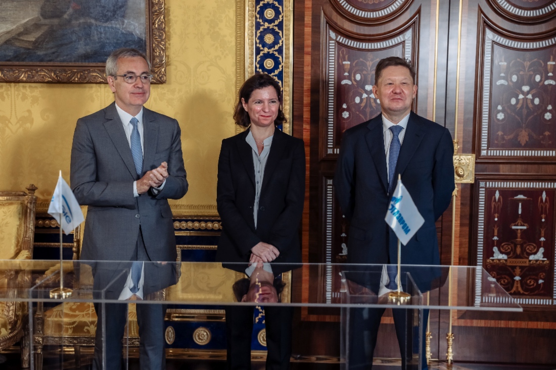 Arbeitstreffen zwischen Alexey Miller, dem Präsidenten des Verwaltungsrates der ENGIE SA, Jean-Pierre Clamadieu, und der Vorstandsvorsitzenden der ENGIE SA, Catherine MacGregor, im Rahmen des Petersburger Internationalen Wirtschaftsforums 2021