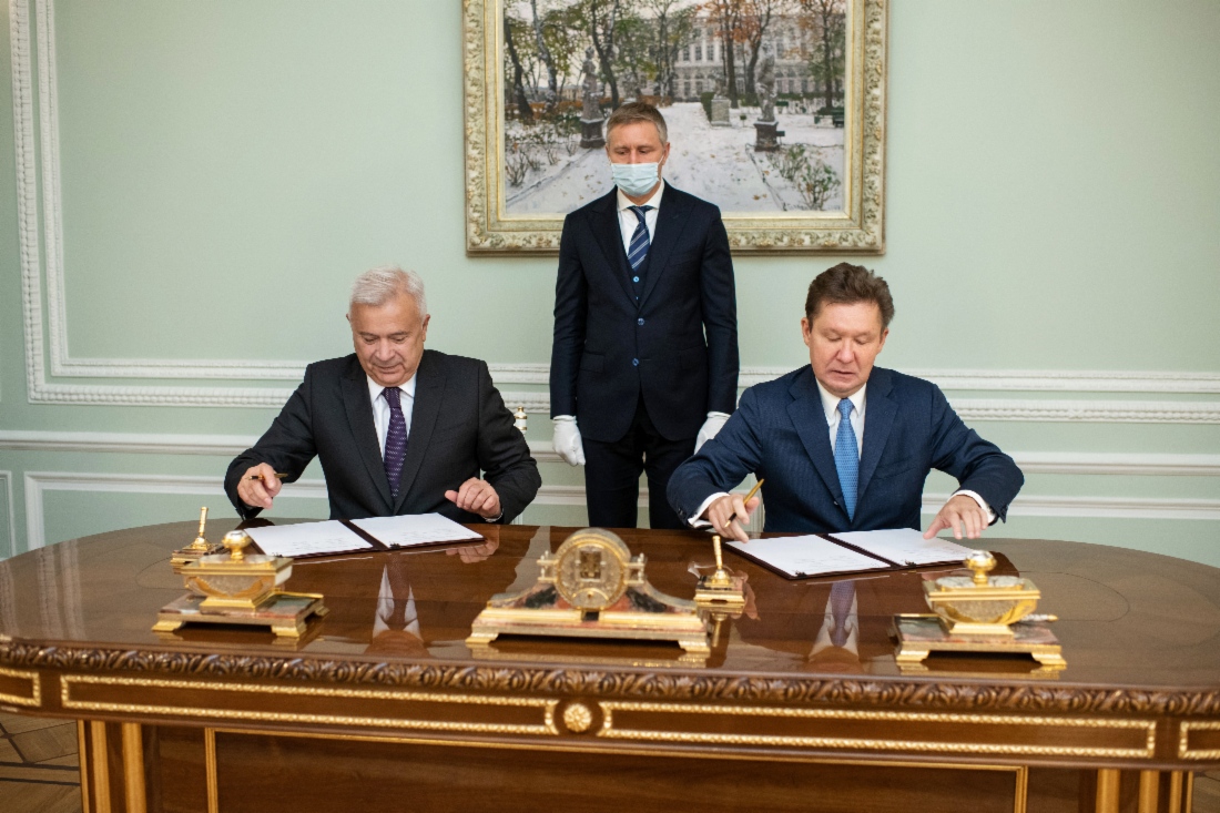 Vagit Alekperov, Präsident der PAO LUKOIL, und Alexey Miller während der Unterzeichnungszeremonie