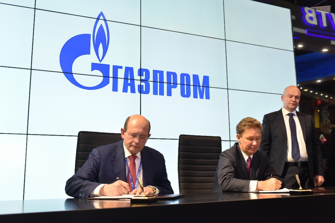 Im Rahmen des Petersburger Internationalen Wirtschaftsforums 2017 unterzeichneten Sergey Kelbakh, Vorstandsvorsitzender des Staatskonzerns Avtodor, und Alexey Miller ein Abkommen über Zusammenarbeit
