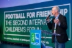 Franz Beckenbauer war beim zweiten internationalen Kinderforum „Football for Friendship“ mit von der Partie