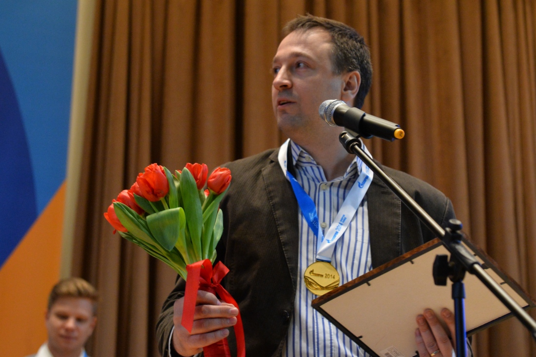 Yury Golyshak, Sport-Express, Moskau (unter den föderalen Medien), wurde Sieger des IV. Gesamtrussischen Wettbewerbs der Sportjournalistik Energie der Siege in der Kategorie Beste Veröffentlichung
