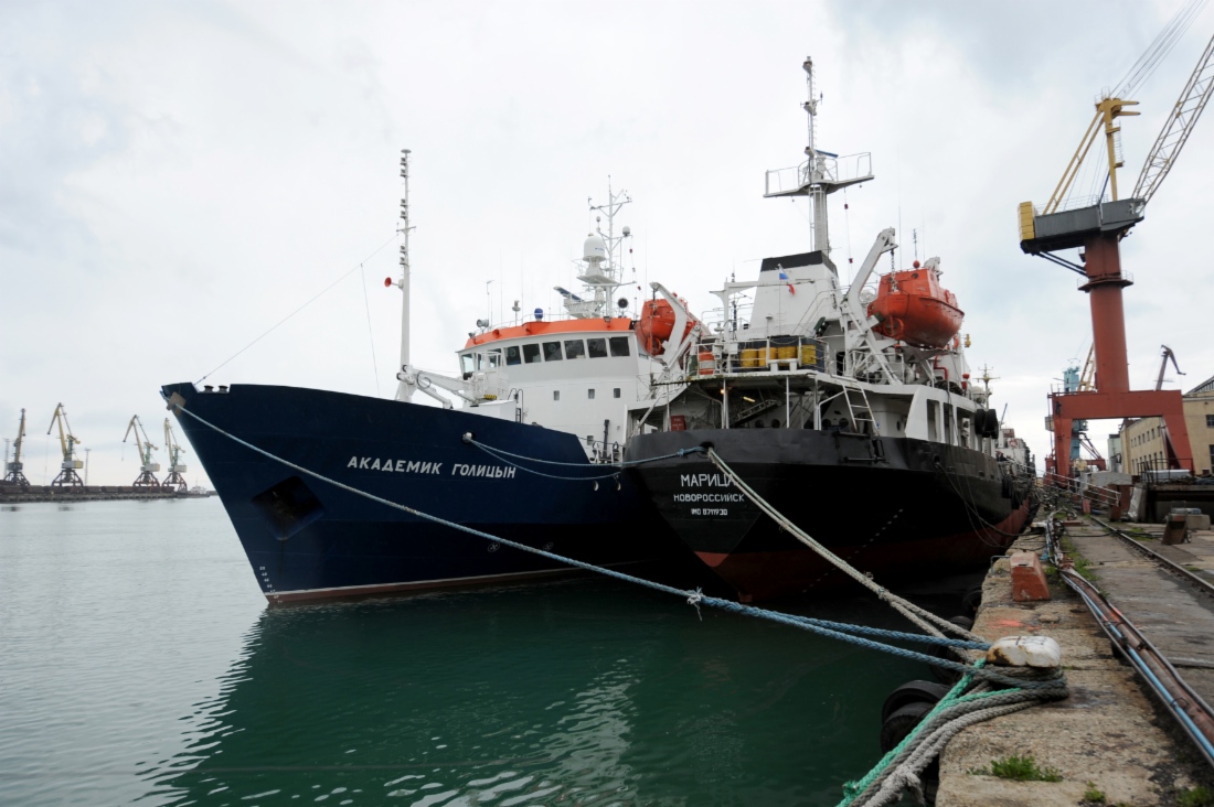 Schiffe für hydrometeorologische und seismologische Untersuchungen im Schwarzen Meer für das Projekt South Stream