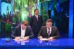 Vladimir Verkhoshinsky, erster
stellvertretender Vorstandsvorsitzender
und leitender geschäftsführender
Direktor der Alfa-Bank, und Famil
Sadygov, stellvertretender
Vorstandsvorsitzender der PAO Gazprom
