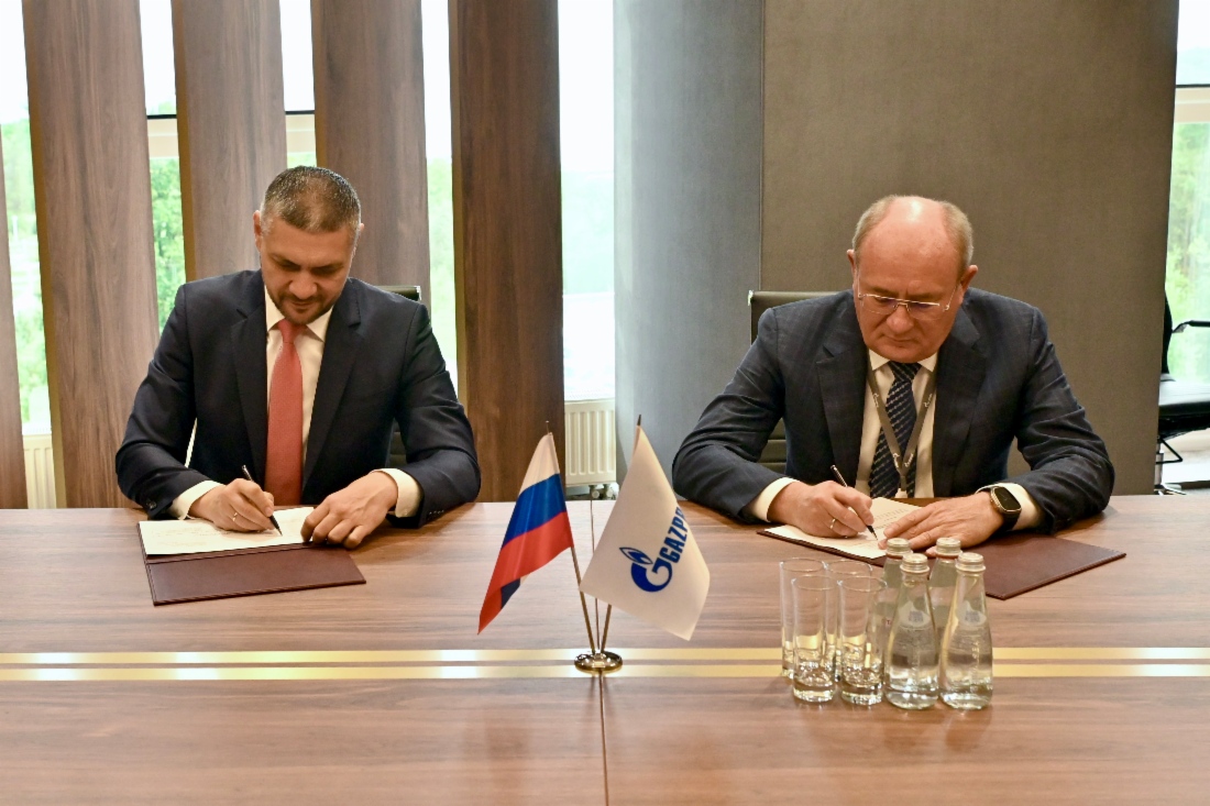 Gouverneur der Verwaltungsregion Transbaikal, Alexander Osipov, und Vitaly Markelov