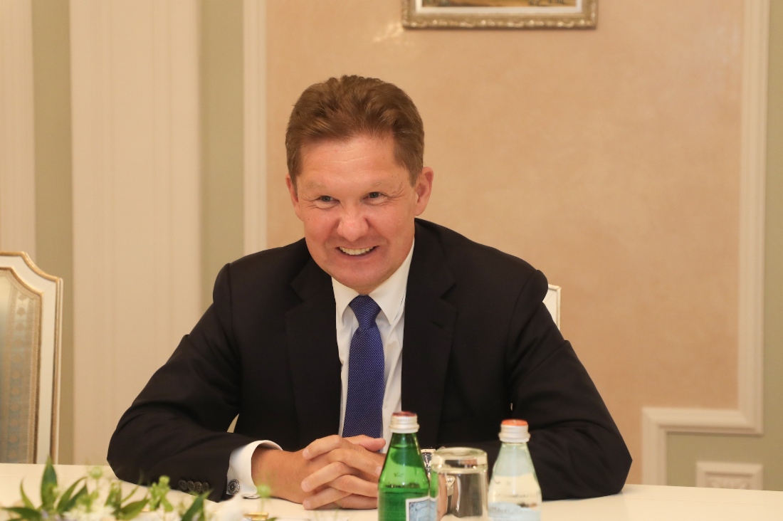Arbeitstreffen zwischen Alexey Miller und dem Minister für Außenwirtschaft und auswärtige Angelegenheiten Ungarns, Peter Szijjarto, im Rahmen des Petersburger Internationalen Wirtschaftsforums 2019
