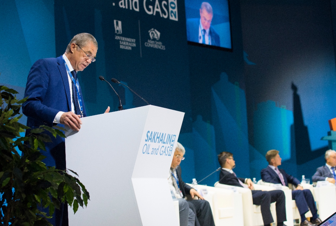 Der Vorstandsvorsitzende der Gazprom Alexander Medvedev hielt im Rahmen der Internationalen Konferenz Sakhalin Oil & Gas 2015 den Vortrag „Die Gazprom Gruppe an den Märkten der asiatisch-pazifischen Region“