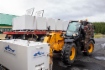Verladung von Containern mit Muksun im Fischzuchtbetrieb Sobski (Autonomer Bezirk der Jamal-Nenzen)