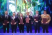 Alexey Agafonov, erster
stellvertretender Generaldirektor der
autonomen nicht kommerziellen
Organisation „Russland – das Land von
Möglichkeiten“, Alexey Likhachev,
Generaldirektor des Staatskonzerns
Rosatom, Irek Faizullin, Minister für
Bauwesen, Wohnungs- und
Kommunalwirtschaft der Russischen
Föderation, Alexey Miller,
Vorstandsvorsitzender der
PAO Gazprom, Oleg Belozerov,
Generaldirektor der Russischen
Eisenbahnen, und Dmitry Paramonov,
Leiter der allrussischen
gesellschaftlichen Jugendorganisation
Russische Studentenbrigaden