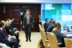 Alexey Miller (in der Mitte) und weitere Mitglieder des Vorstands begrüßten im Hauptquartier der Gazprom Vertreter des Tischtennisvereins Fackel – Gazprom aus der Stadt Orenburg