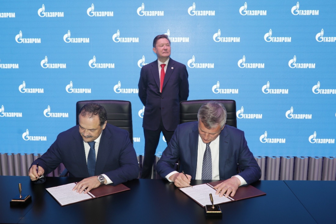 Im Rahmen des Petersburger Internationalen Wirtschaftsforums 2022 unterzeichneten Sergey Gustov und der Präsident der Republik Dagestan, Sergey Melikov, ein Abkommen über Zusammenarbeit in Bezug auf Fragen einer Konsolidierung der Gasverteilungsnetze der Republik