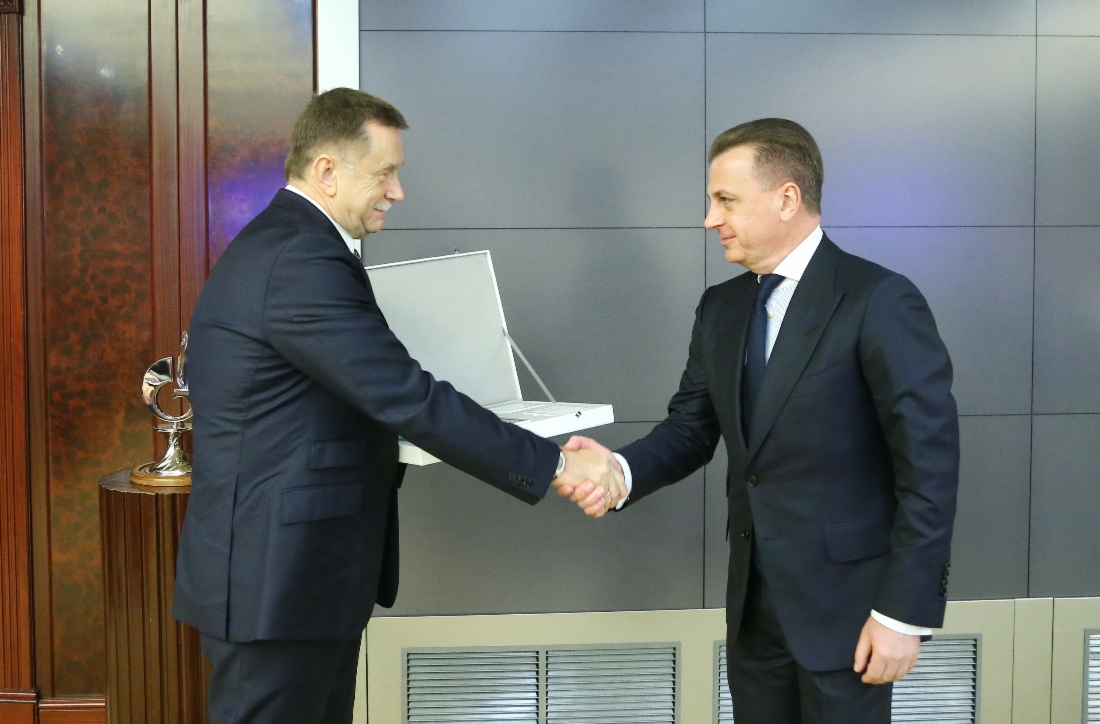 Auszeichnung der Sieger beim Preis der PAO Gazprom im Bereich Wissenschaft und Technik 2017