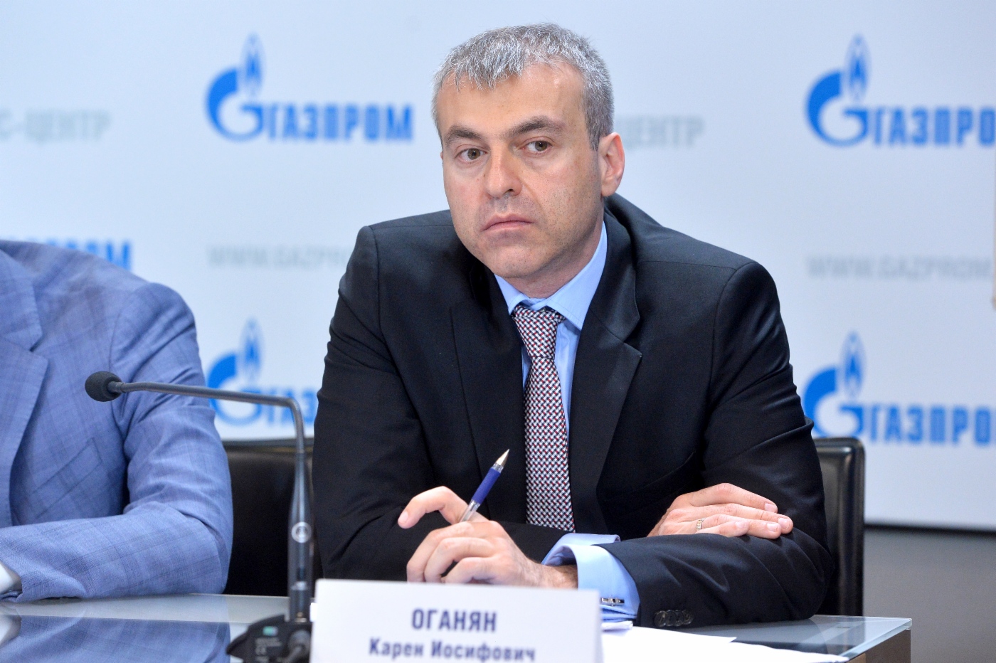 Karen Oganyan, Departmentleiter der PAO Gazprom