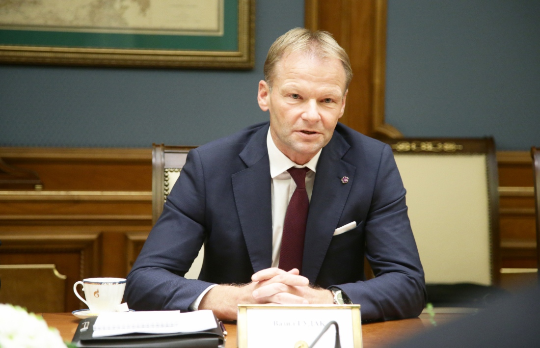 Vazil Hudak, Wirtschaftsminister der Slowakei, während des Treffens mit Alexey Miller