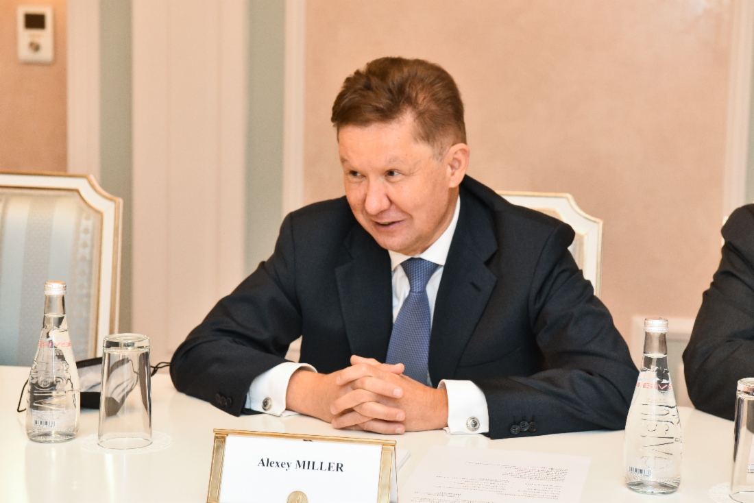 Arbeitstreffen zwischen Alexey Miller, dem Aufsichtsratsvorsitzenden der Uniper SE, Markus Rauramo, und dem CEO der Uniper SE, Klaus-Dieter Maubach, im Rahmen des Petersburger Internationalen Wirtschaftsforums 2021