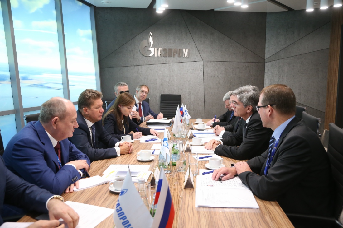 Gazprom besprach Möglichkeiten der Verwendung von Technologien und Ausrüstungen der Firma Siemens in neuen Projekten