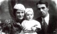 Mikhail Sidorenko mit Ehefrau Antonina und Tochter Inna, Sysran, 1939