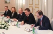 Arbeitstreffen zwischen Alexey Miller (Zweiter von rechts) und dem Vorstandsvorsitzenden der OMV AG, Rainer Seele, in Sankt Petersburg im Rahmen des V. Internationalen Arktis-Forums „Arktis – Raum für Dialog“