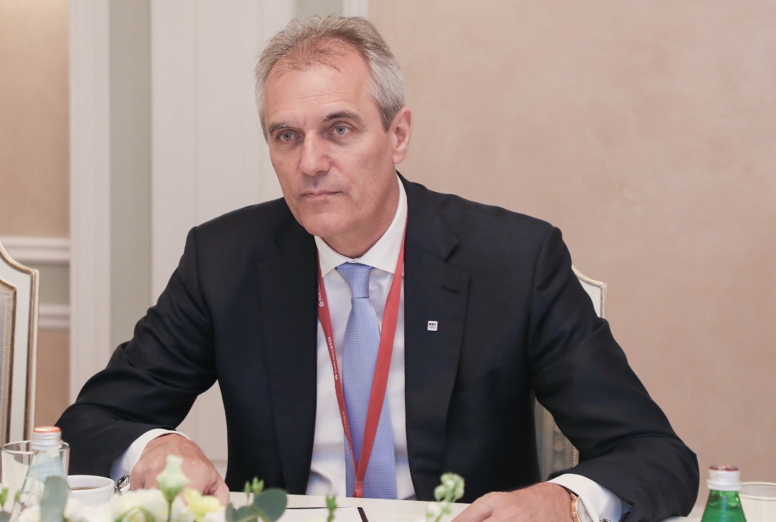 Arbeitstreffen zwischen Alexey Miller und dem Vorstandsvorsitzenden der OMV AG, Rainer Seele, in Sankt Petersburg im Rahmen des V. Internationalen Arktis-Forums „Arktis – Raum für Dialog“