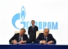 Stellvertretender Vorstandsvorsitzender der PAO Gazprom, Vitaly Markelov, und Vorstandsmitglied der Royal Dutch Shell, Maarten Wetselaar, unterzeichneten eine Rahmenvereinbarung über die gemeinsame Entwicklung des technischen Konzepts für das Projekt Baltic LNG (im pre-FEED-Umfang)