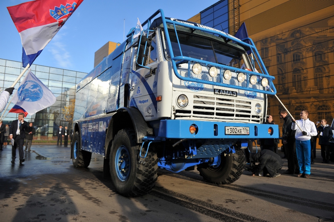 
In Rahmen des 4. Internationalen Gasforums in Sankt Petersburg begann die Rallye Blue Corridor-2014
