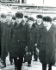 Im Gasverarbeitungswerk Orenburg. Von links nach rechts: Yu. Zaitsev, V. Chernomyrdin, A. Kosygin, V. Shashin, S. Orudzhev, A. Voronov