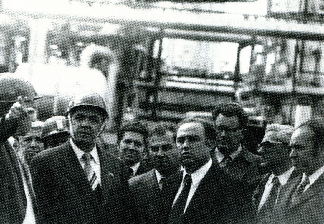 Yu. Zaitsev, S. Orudzhev, Yu. Vysheslavtsev, V. Chernomyrdin, I. Zhabrev, P. Surov