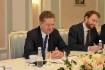 Alexey Miller während des Treffens