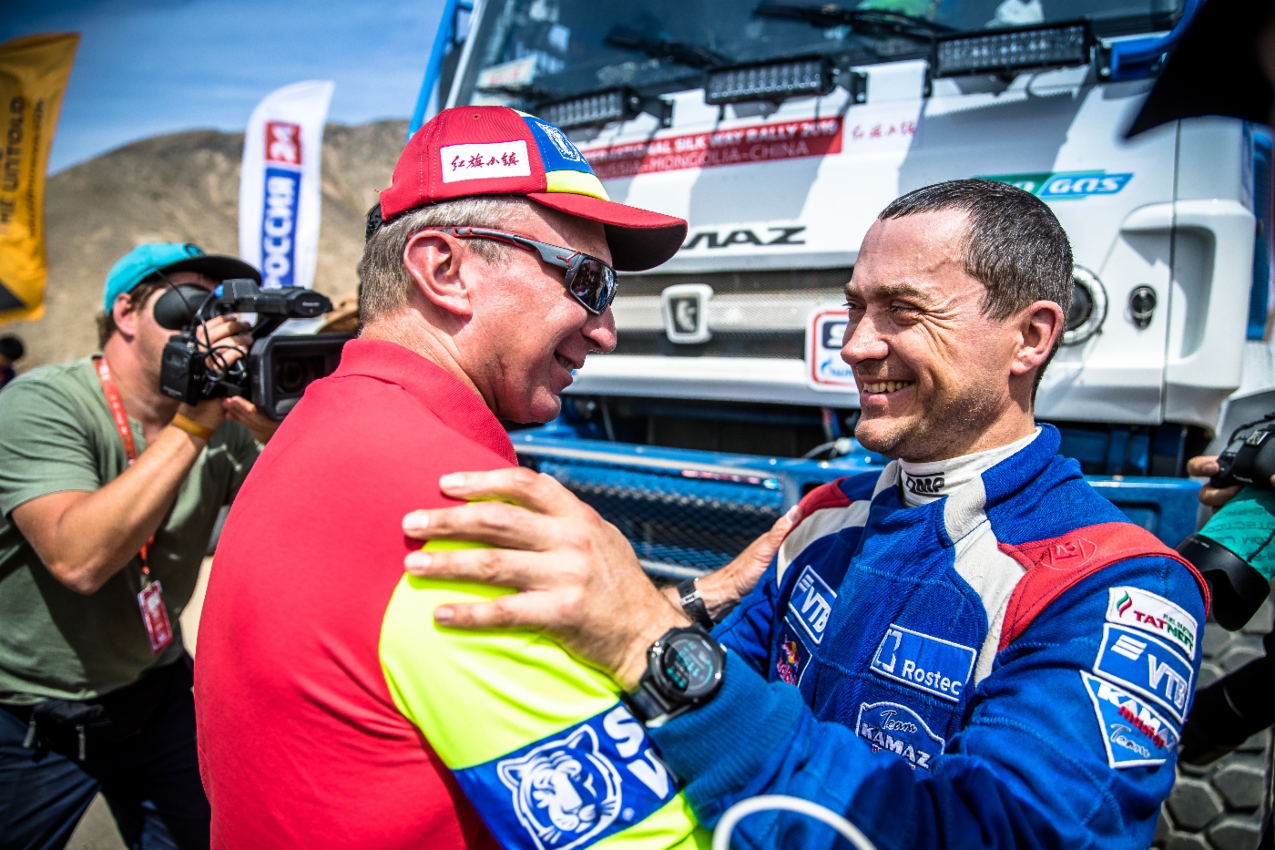Sergey Kupriyanov (rechts). Foto: silkwayrally.com