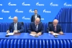 Yury Lebedev, Generaldirektor der
Gazprom Pererabotka Blagoveshchensk,
Vitaly Markelov und Yury Belousov,
Generaldirektor der Gazkholodteсhnika
