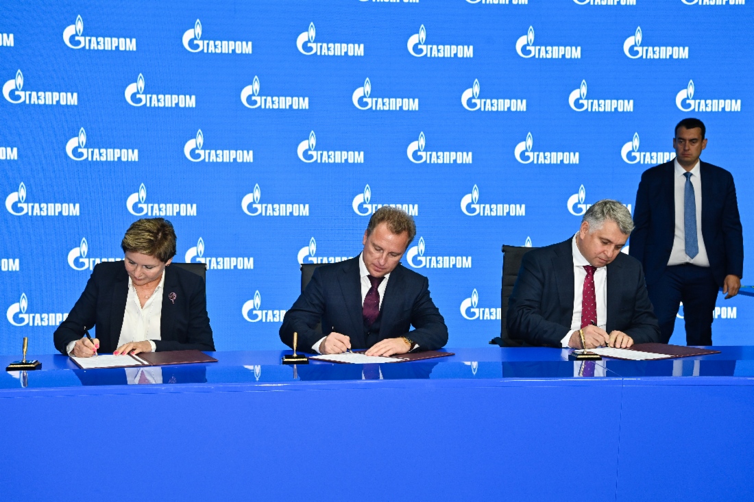 Im Rahmen des Petersburger Internationalen Gasforums 2022 wurden mehrere Dokumente mit russischen Unternehmen und Organisationen zur Entwicklung der wissenschaftlich-technischen Zusammenarbeit unterzeichnet