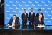 Alexey Miller, Nikolai Shulginov, Energieminister der Russischen Föderation, und Sergey Tsivilev, Gouverneur des Verwaltungsgebietes Kemerowo – Kusbass, schlossen eine Vereinbarung zur Entwicklung der Gasversorgung und zum Ausbau der Gasinfrastruktur in Kusbass, unter anderem aufgrund der Verflüssigung von Methan aus Kohleflözen, ab Alexey Miller, Nikolai Shulginov, Energieminister der Russischen Föderation, und Sergey Tsivilev, Gouverneur des Verwaltungsgebietes Kemerowo – Kusbass, schlossen eine Vereinbarung zur Entwicklung der Gasversorgung und zum Ausbau der Gasinfrastruktur in Kusbass, unter anderem aufgrund der Verflüssigung von Methan aus Kohleflözen, ab