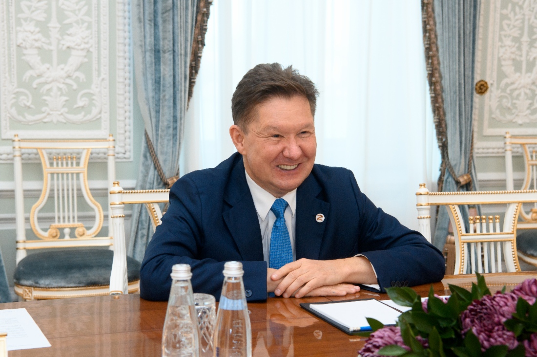 Arbeitstreffen zwischen Alexey Miller und dem Präsidenten der State Oil Company of the Azerbaijan Republic (SOCAR), Rovshan Najaf