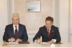 Im Rahmen des Petersburger
Internationalen Wirtschaftsforums 2022
unterzeichneten Alexey Miller und der
Bürgermeister von Moskau, Sergey
Sobyanin, eine Kooperationsvereinbarung
zwischen der Moskauer Stadtregierung
und der Gazprom, die auf die Entwicklung
der Systeme für die Gas-, Strom- und
Wärmeversorgung von Verbrauchern in
Moskau abzielt