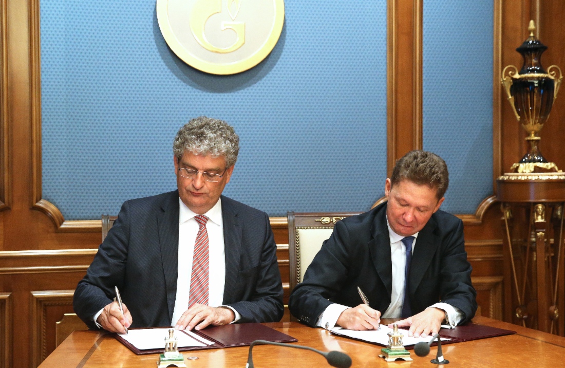 Han Fennema und Alexey Miller unterzeichneten ein Rahmenabkommen über Zusammenarbeit auf dem Gebiet des kleintonnagigen LNG