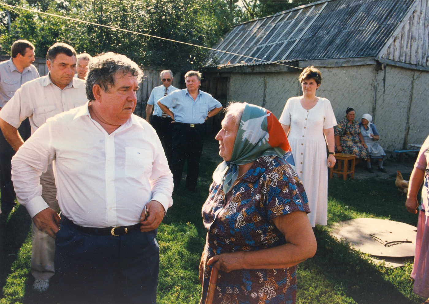 Im Heimatland mit seiner Kinderfrau, Juli 1998. Foto: Vyacheslav Polunin