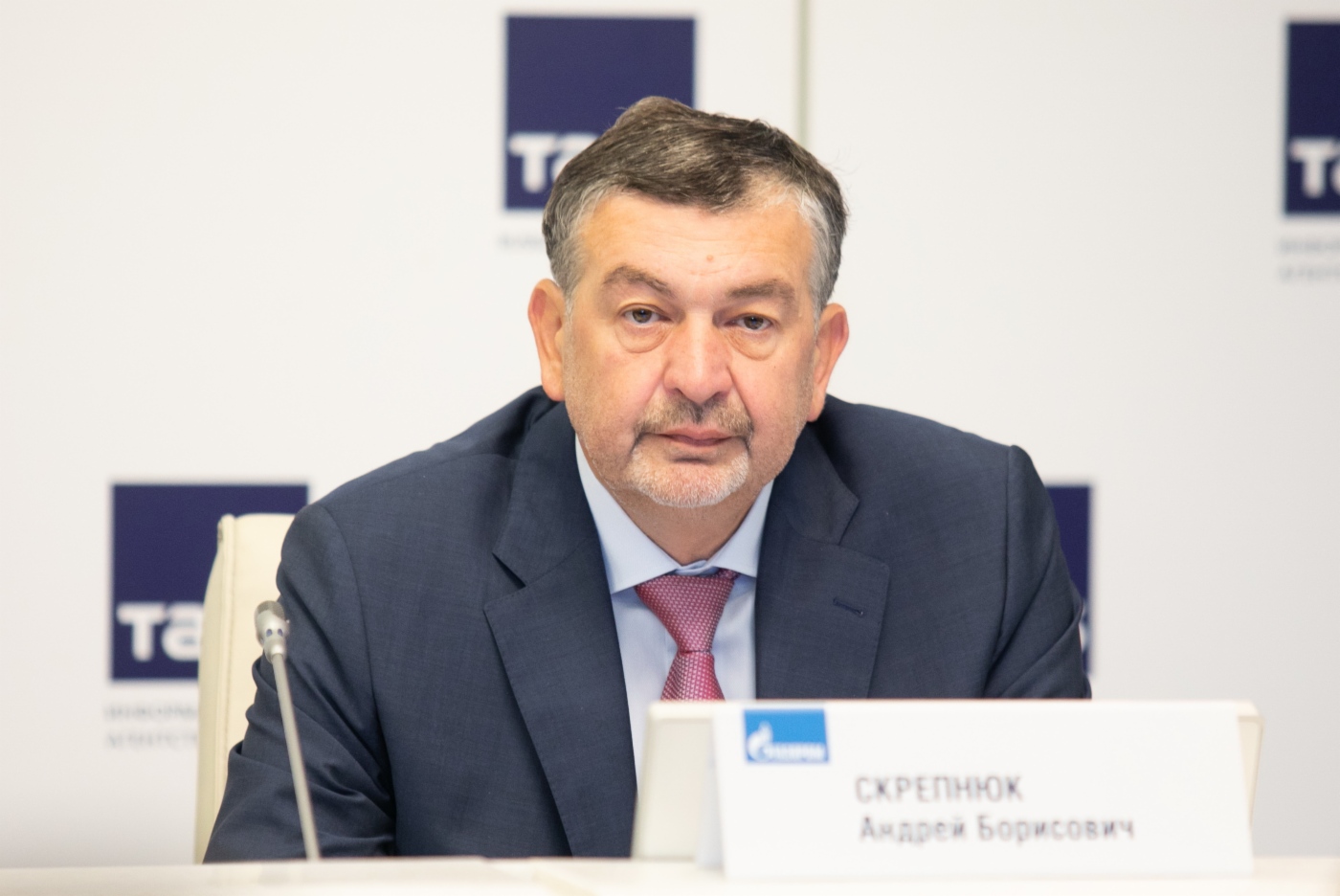 Andrey Skrepnyuk, Departmentleiter der PAO Gazprom