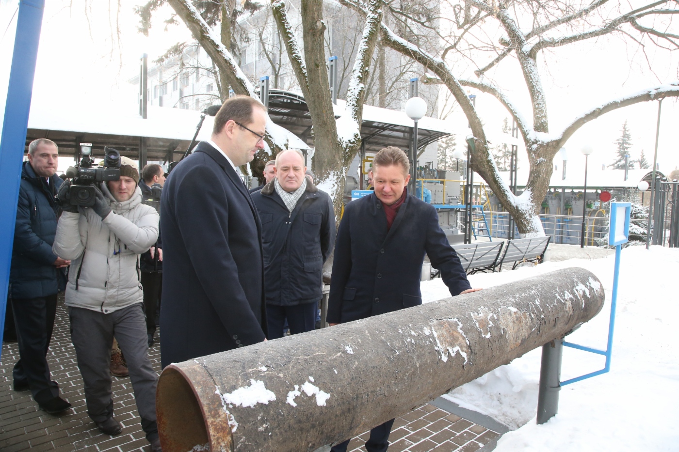 Rohrleitungsteil der ersten russischen Ferngasleitung Saratow – Moskau