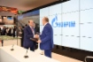 Im Rahmen des VII. Petersburger Internationalen Gasforums unterzeichneten der Vorstandsvorsitzende des Staatskonzerns Avtodor, Sergey Kelbakh, und Vitaly Markelov ein Abkommen über Zusammenarbeit zur Errichtung der Erdgastankstelleninfrastruktur auf dem Zentralen Autobahnring, der in Moskau und im Verwaltungsgebiet Moskau gebaut wird