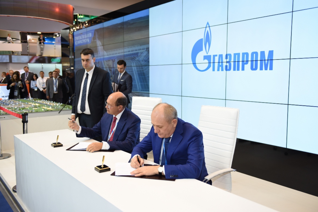Im Rahmen des VII. Petersburger Internationalen Gasforums unterzeichneten der Vorstandsvorsitzende des Staatskonzerns Avtodor, Sergey Kelbakh, und Vitaly Markelov ein Abkommen über Zusammenarbeit zur Errichtung der Erdgastankstelleninfrastruktur auf dem Zentralen Autobahnring, der in Moskau und im Verwaltungsgebiet Moskau gebaut wird