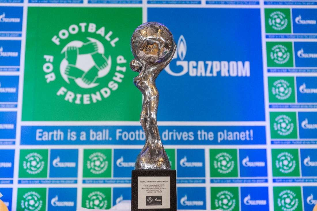 Gazprom startete vierte Saison des Internationalen Kinderprojekts Football for Friendship
