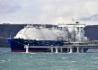LNG-Tankschiff Grand Mereya am Anleger, Projekt Sachalin II