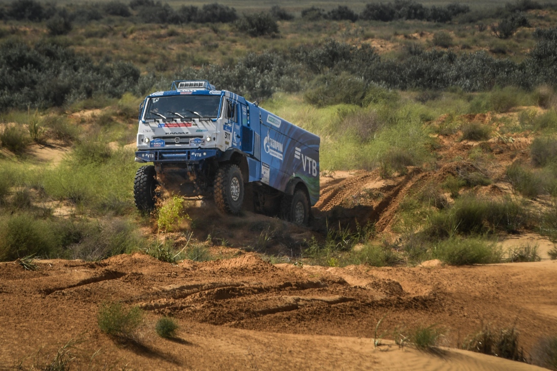 Gasbetriebener KAMAZ ging erfolgreich durchs Ziel in der Silk Way Rallye 2018