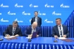 Generaldirektor der Gazprom Invest,
Vyacheslav Tyurin, Oleg Aksyutin und
Generaldirektor der Gazprom Nedra,
Alexey Ovechkin
