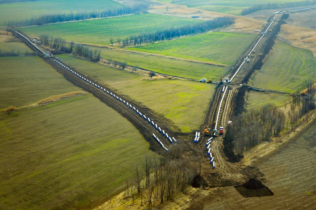 Bau einer Gaspipeline von der Verdichterstation Isobilny nach Newinnomyssk